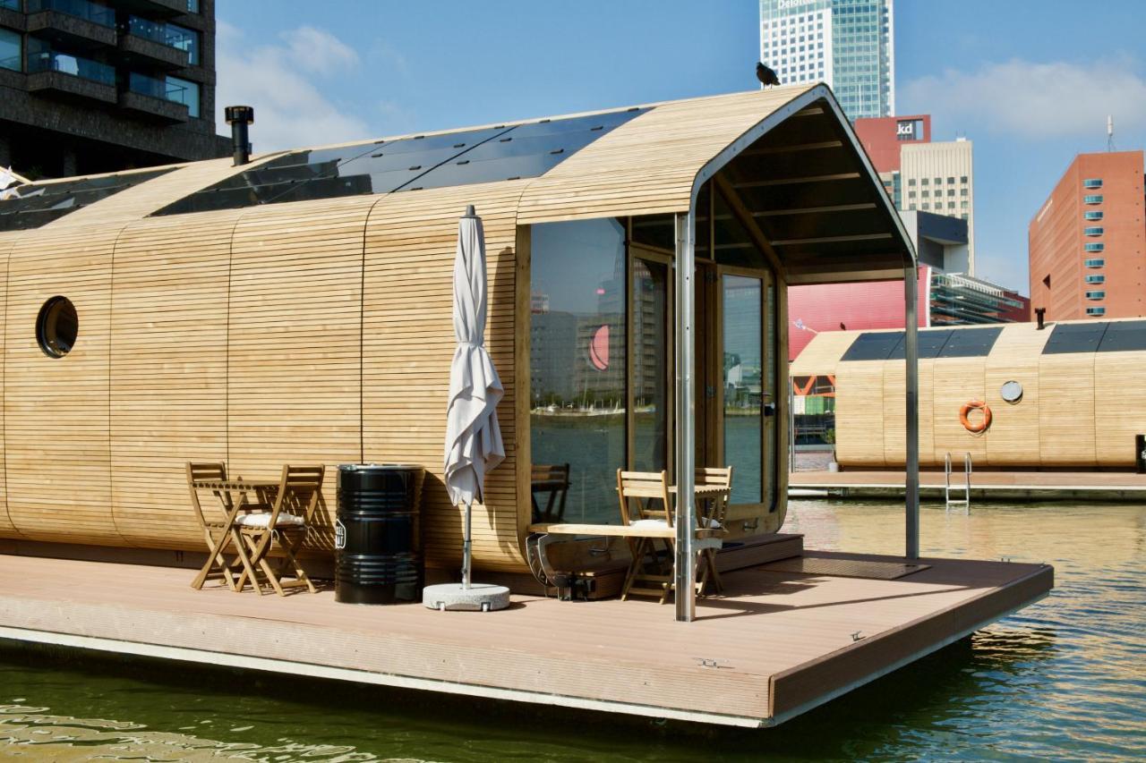 Wikkelboat Nr2 At Floating Rotterdam Rijnhaven Hotel Exterior foto